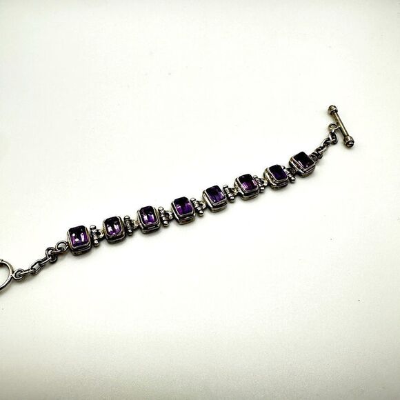 Genuine amethyst, stamped .925 heavy tennis bracelet! - Picture 2 of 9